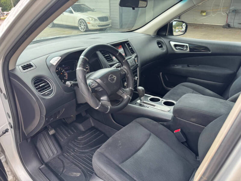 2016 Nissan Pathfinder S