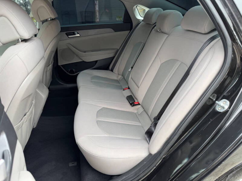 2017 Hyundai Sonata SE